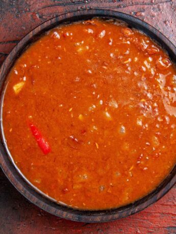 Chettinad Vengaya Kosu A Spicy Onion & tomato Curry Delight