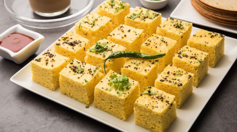 Instant Khaman Dhokla Recipe- Gujarathi Style